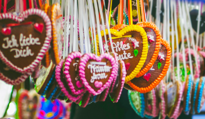 christian-krebel-souvenirs-unsplash christian-krebel-souvenirs-unsplash
