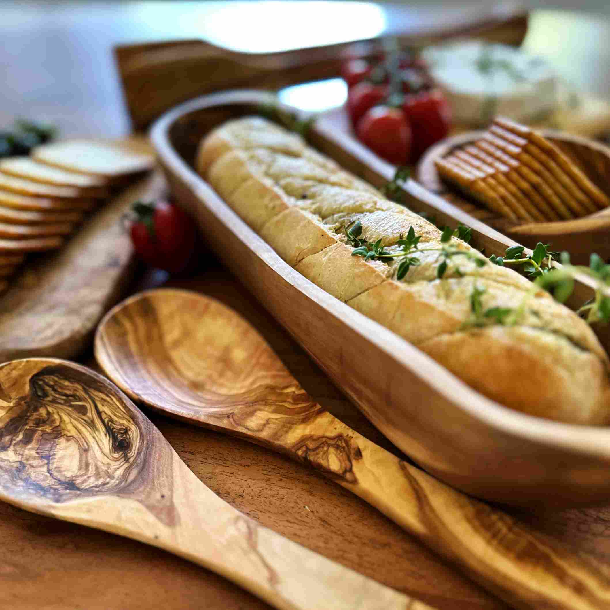 Baguette Brotschale - 25 bis 34 cm - Hochwertig, langlebig & vielseitig