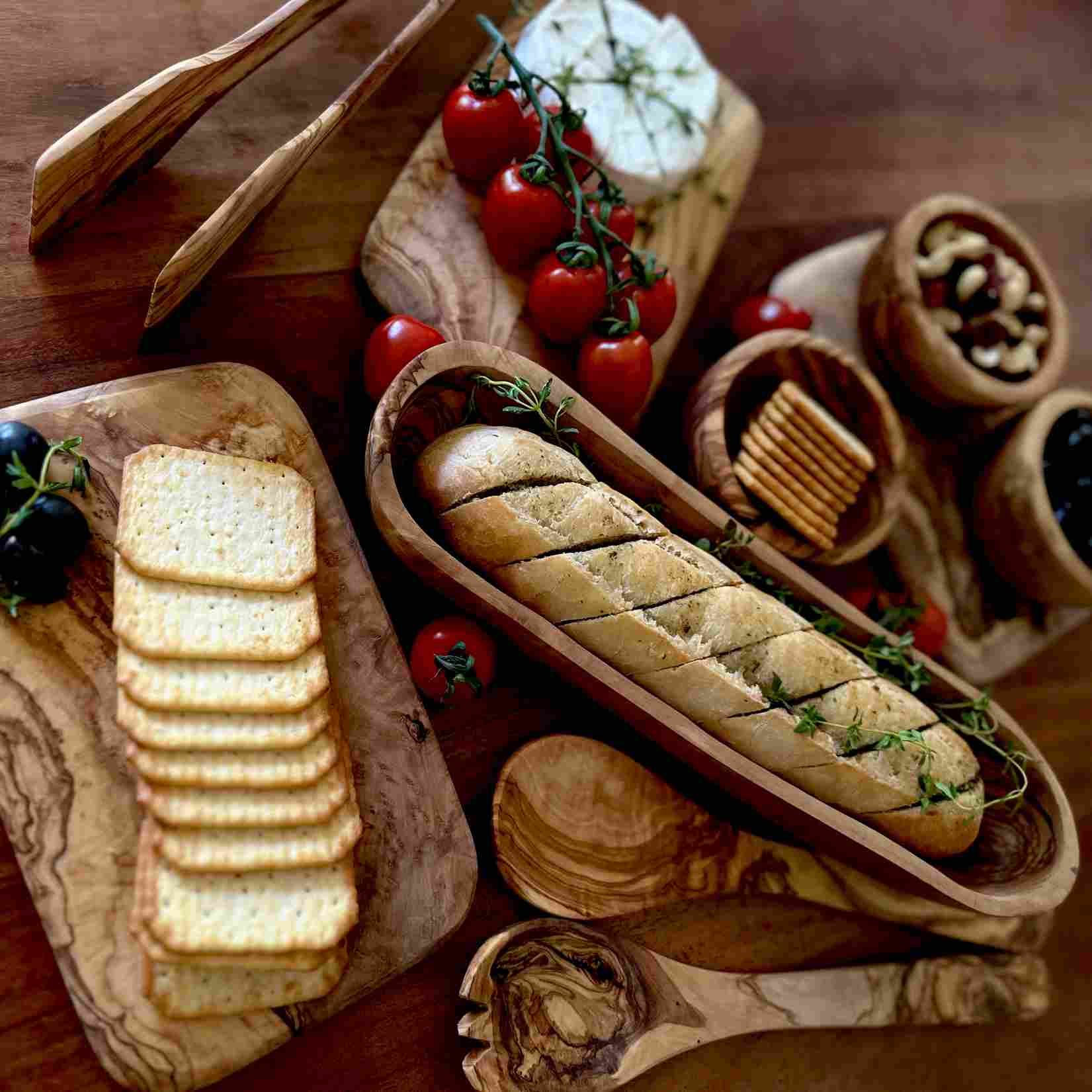 Grillzange aus Olivenholz – 36 cm – Hochwertig, langlebig & vielseitig
