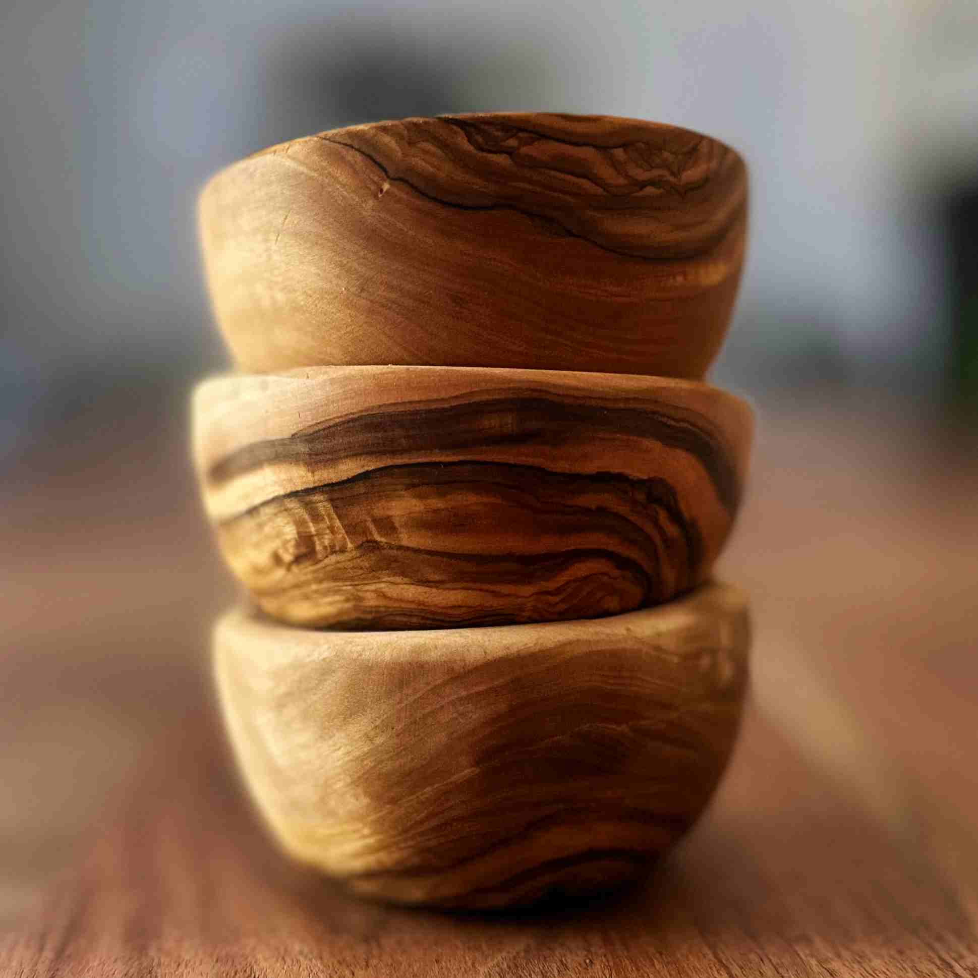 Tapas Schale aus Olivenholz 10 cm mit Naturmaserung