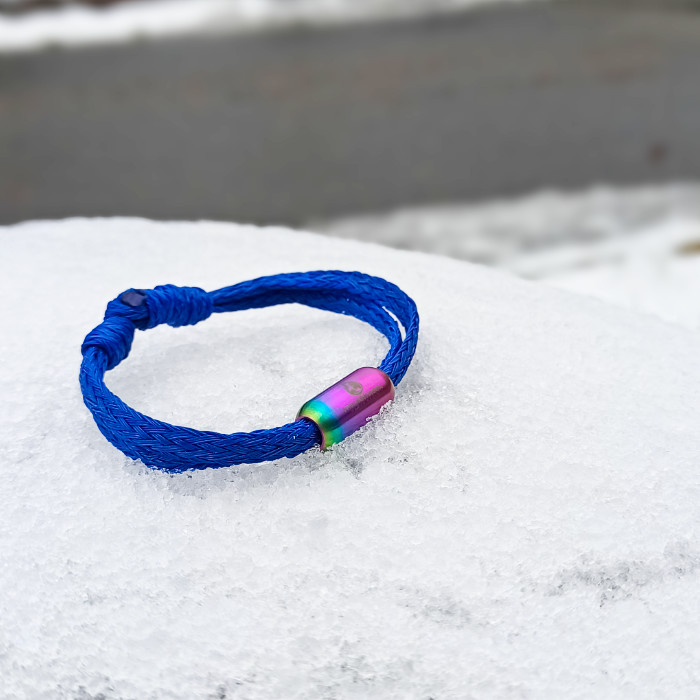 Viva con Agua x Bracenet Armband Dunkelblau Regenbogen